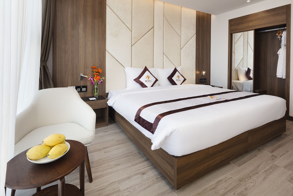 Senia Hotel 8/50