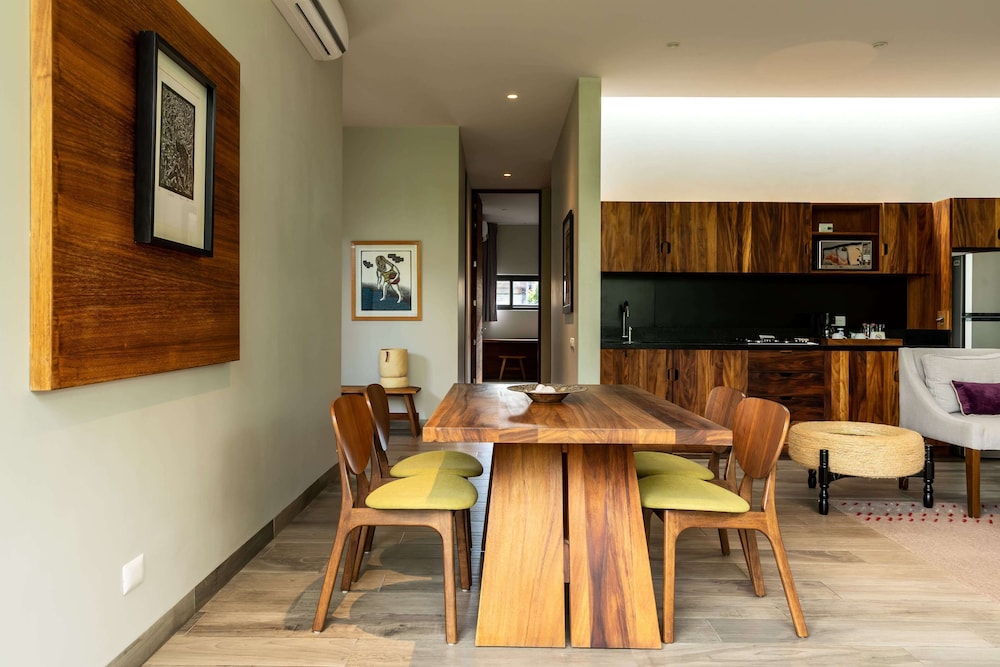 El Callejon Hotel Boutique 33/45