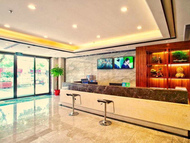 GreenTree Alliance Changzhou Jintan District Dongmen Street Hotel 7/42