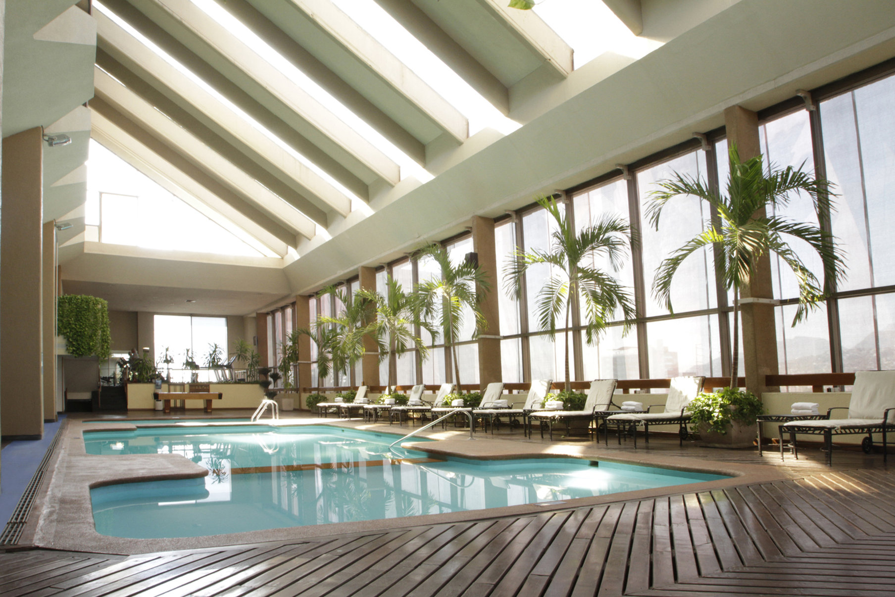 Crowne Plaza Monterrey 42/74