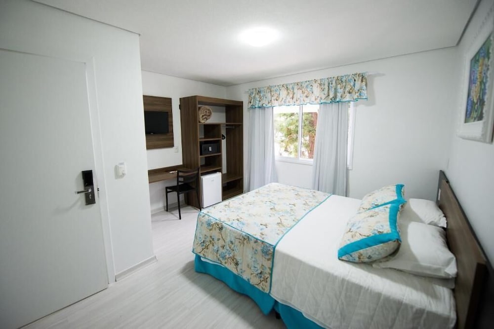 LUXURY, DOUBLE BED