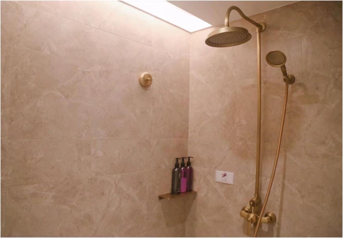 غرفة بريفيليج بسرير كينج وسرير كوين، Mercure Beijing Anzhen Olympic Center 5/6