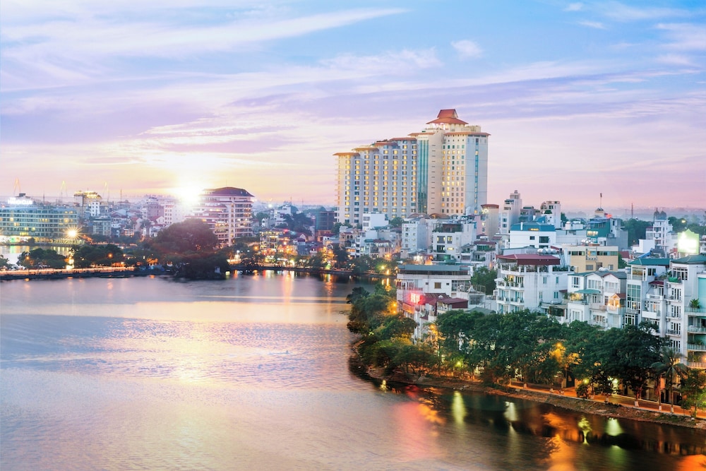 Pan Pacific Hanoi 69/72