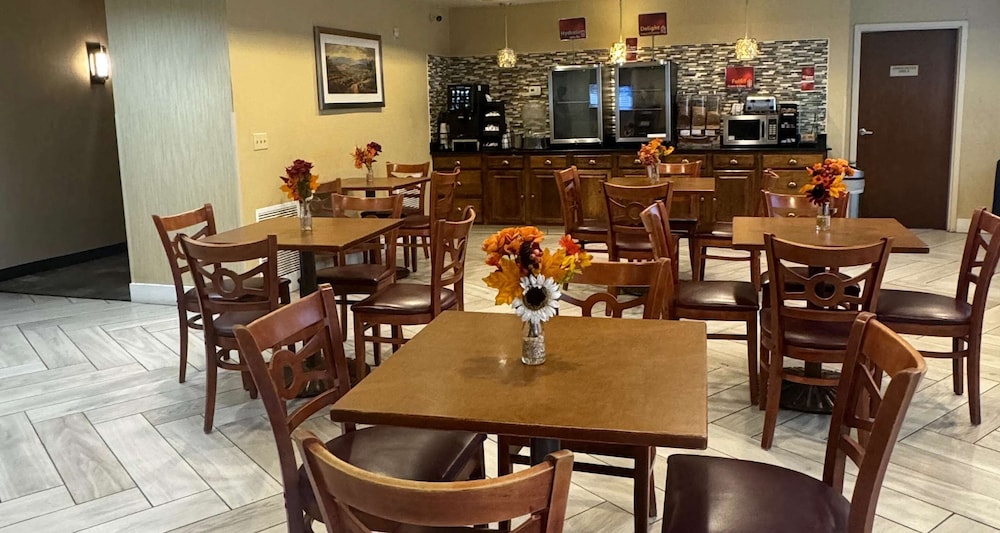restaurant cafeteria