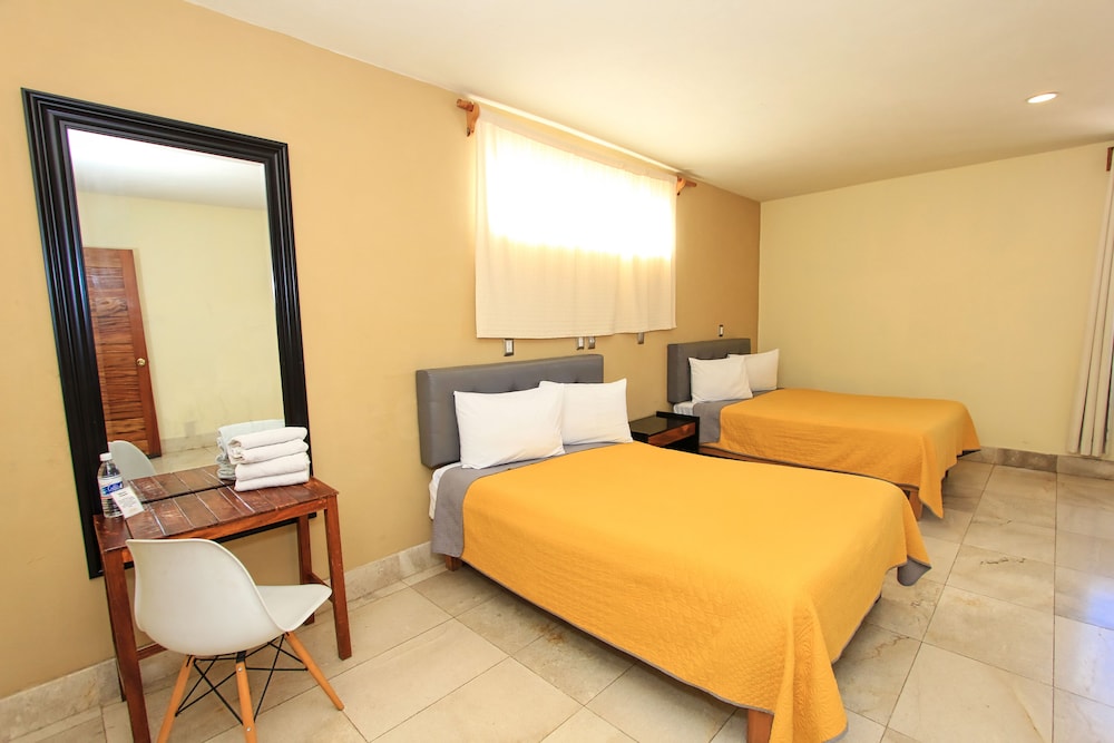 La Vista Hotel 8/50