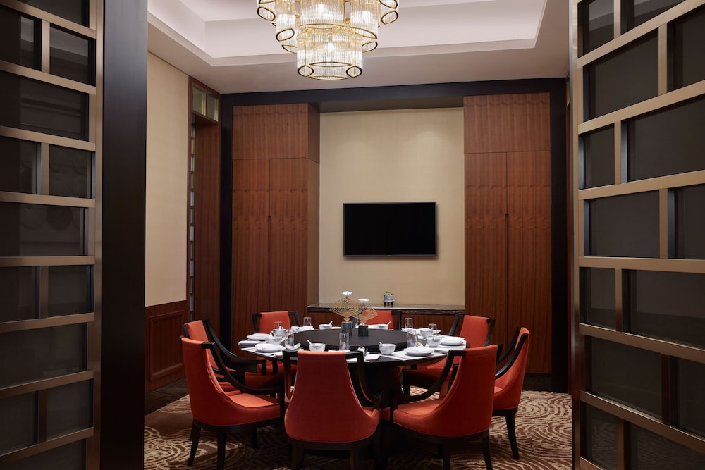 Sheraton Beijing Lize Hotel 64/65