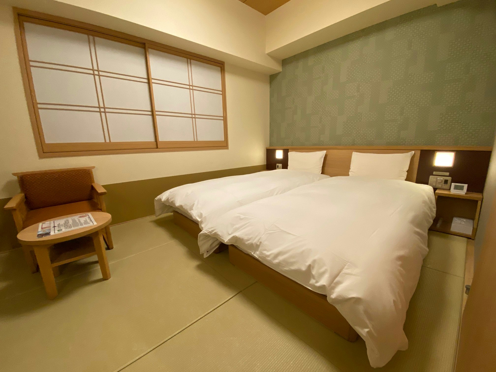 Hollywood, Twin Beds