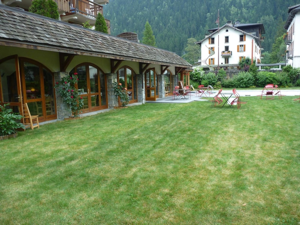 Hotel L'Oustalet 34/45