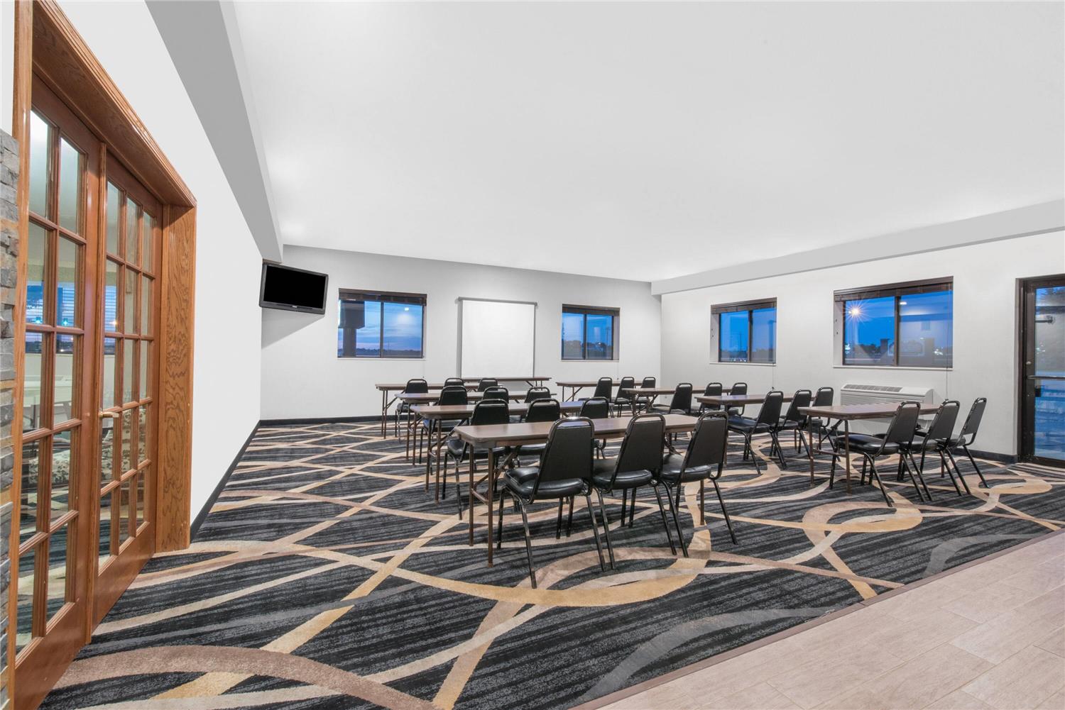 Days Inn By Wyndham Watertown 7/11