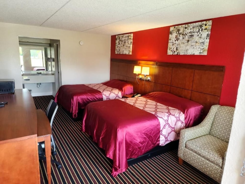 Americas Best Value Inn 18/40