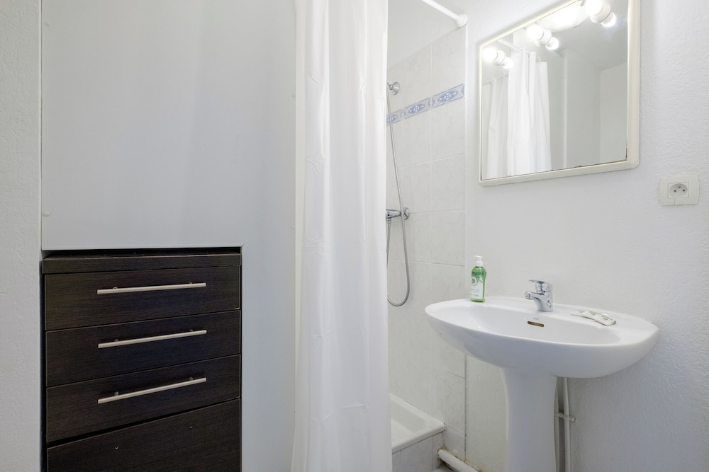ResidHotel Cannes Festival 33/34