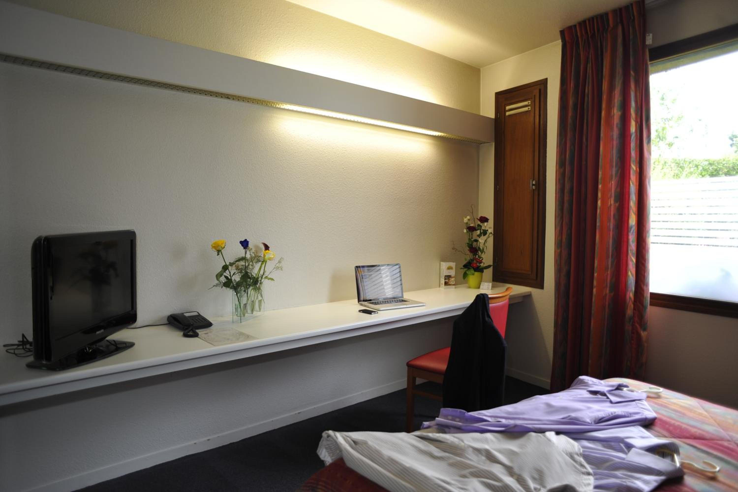 hotel agena