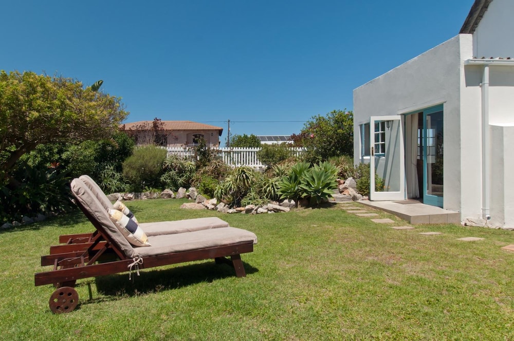 Cliff Cottage 22/47