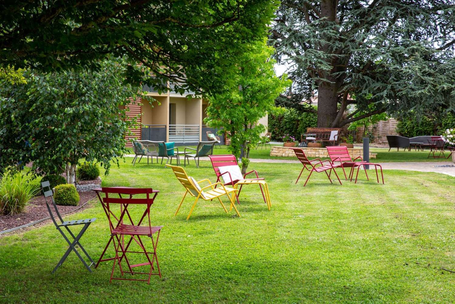 Best Western La Porte Des Chateaux 64/67