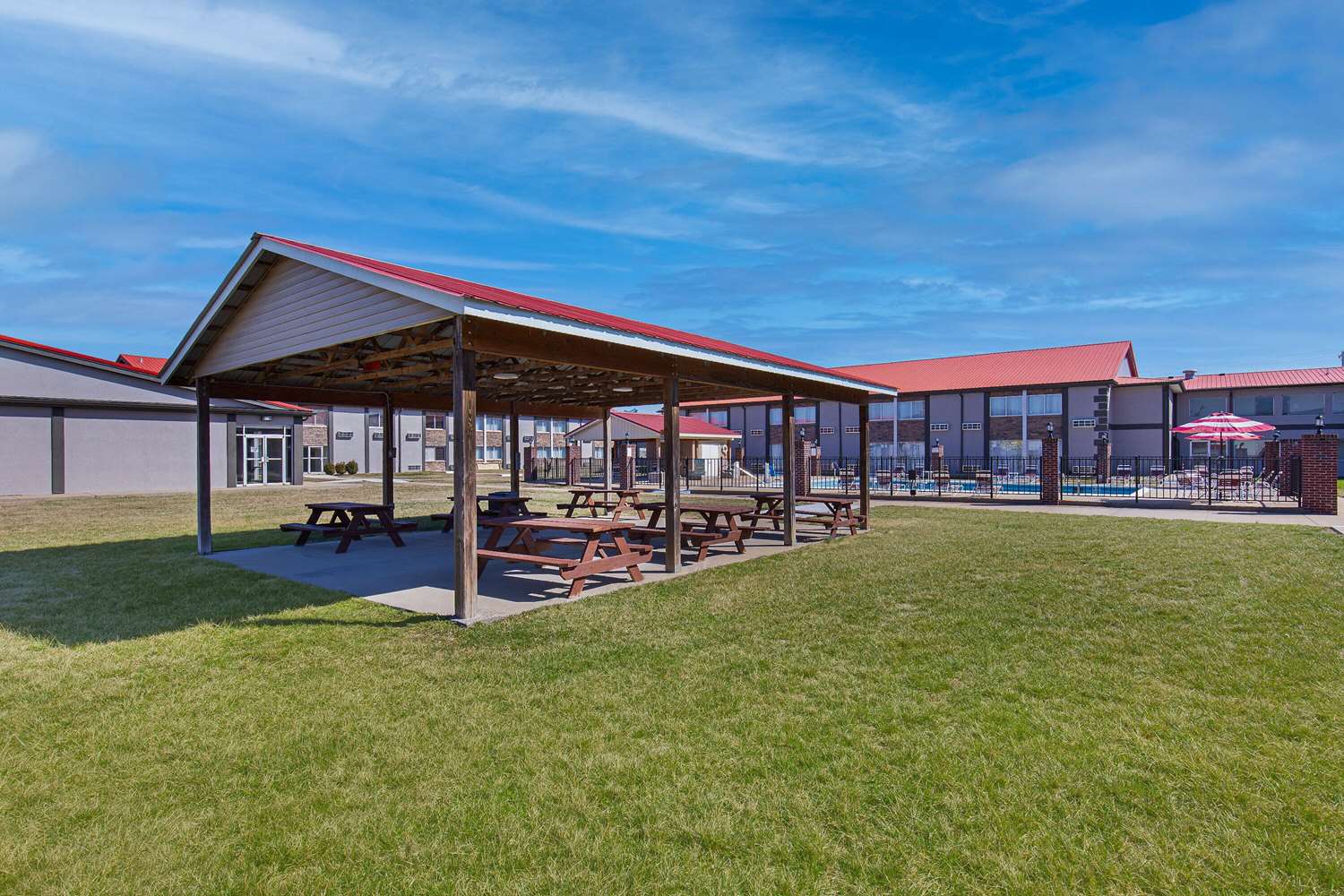 Ramada By Wyndham Bowling Green 41/45