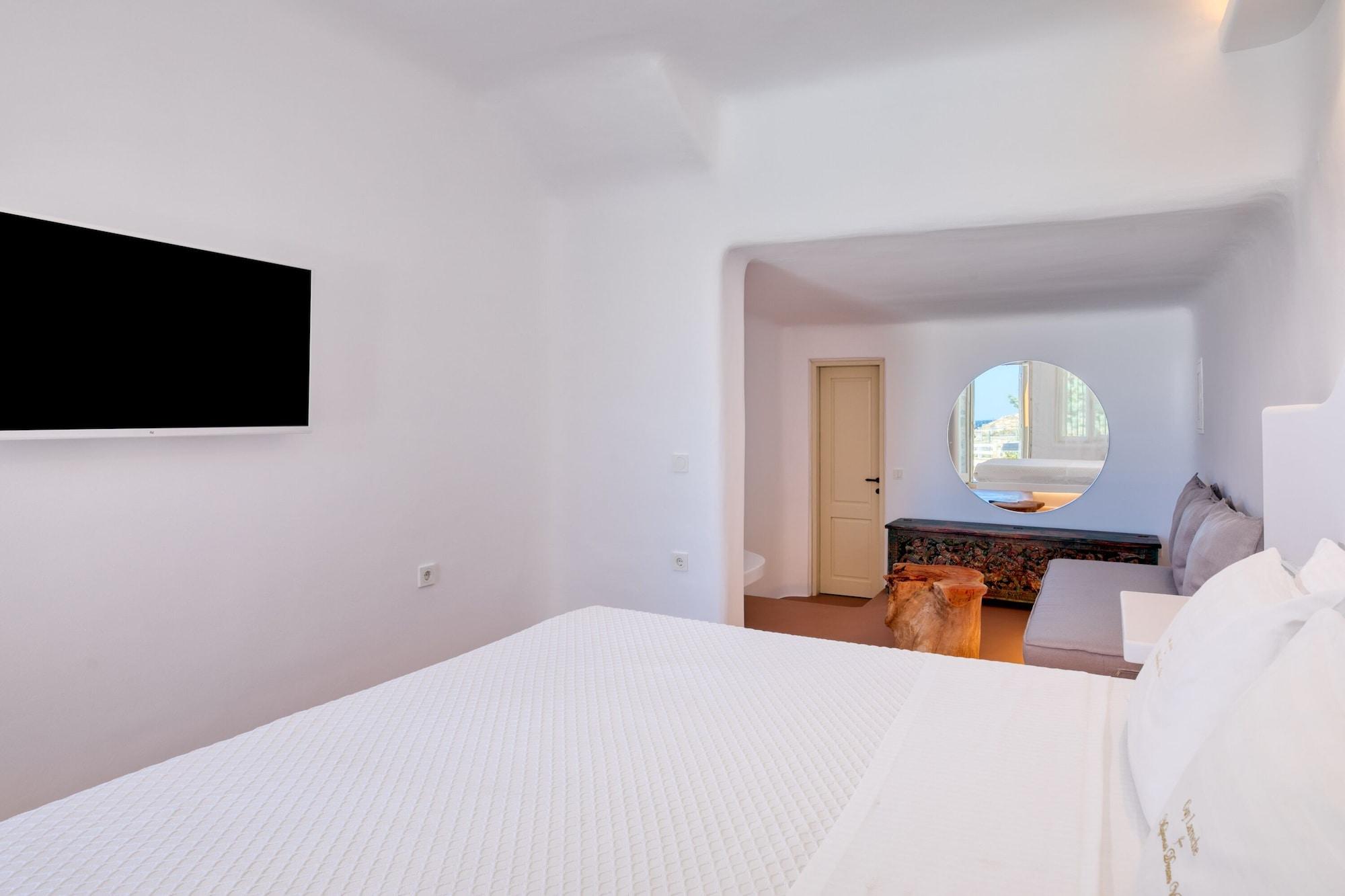 Gold, Suite, Sea View