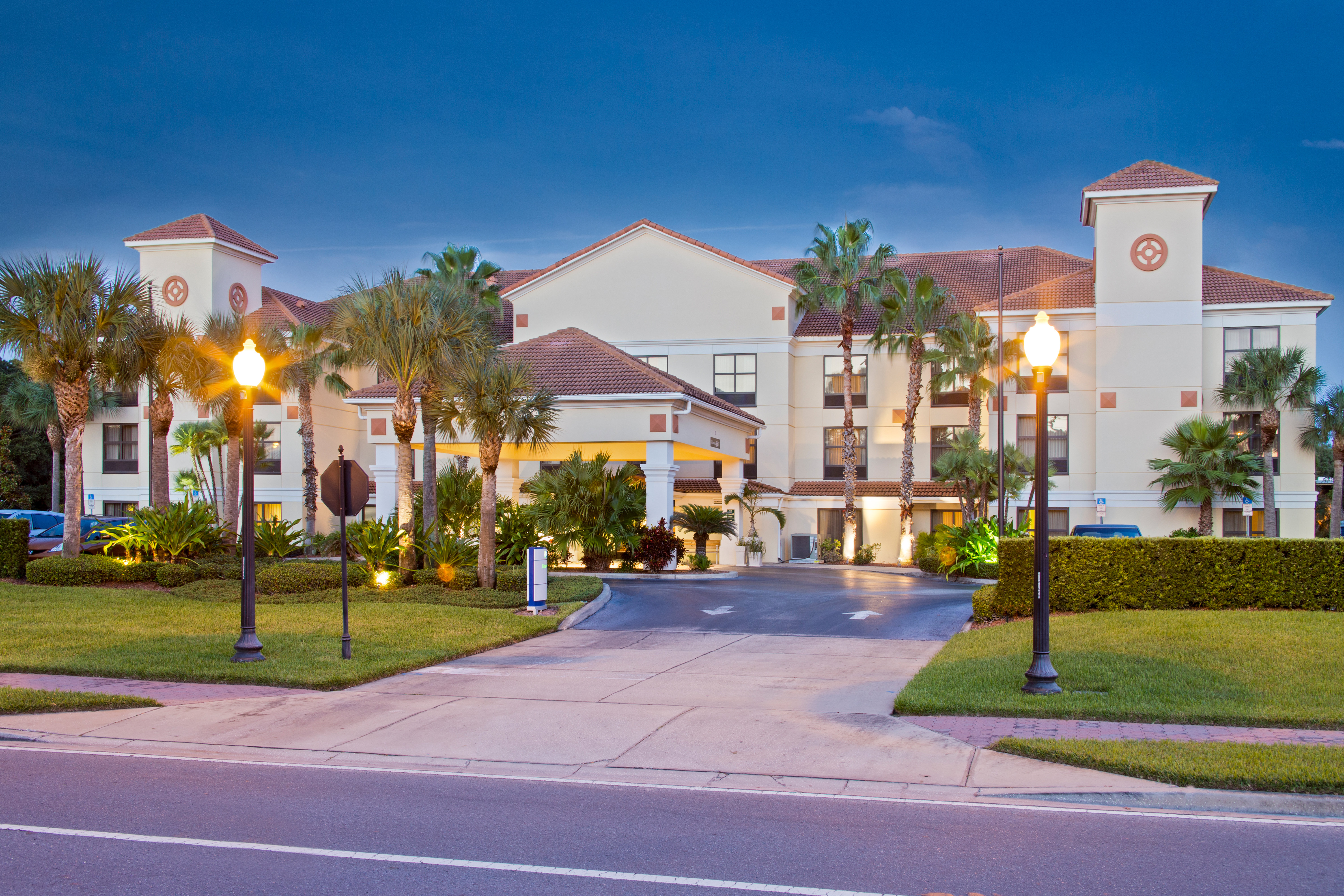 Holiday Inn Express Hotel & Suites Clearwater North/Dunedin 38/42