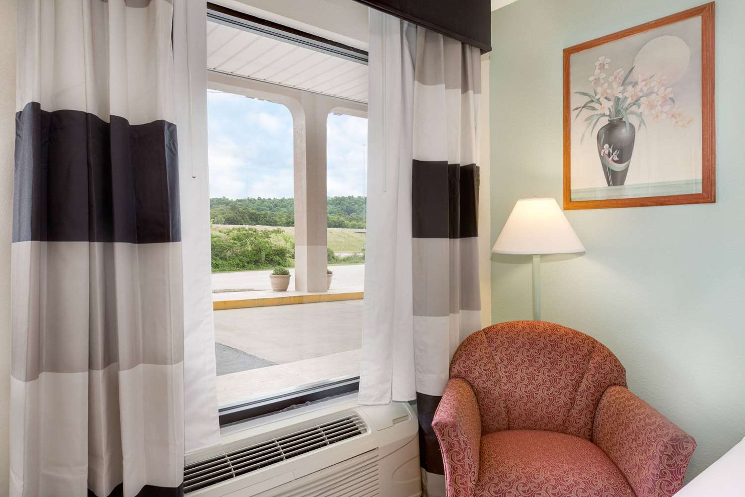 Ramada By Wyndham Pelham 8/18