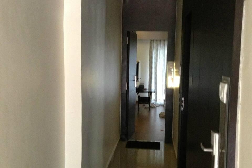 HOTEL LAKE VIEW 10/15