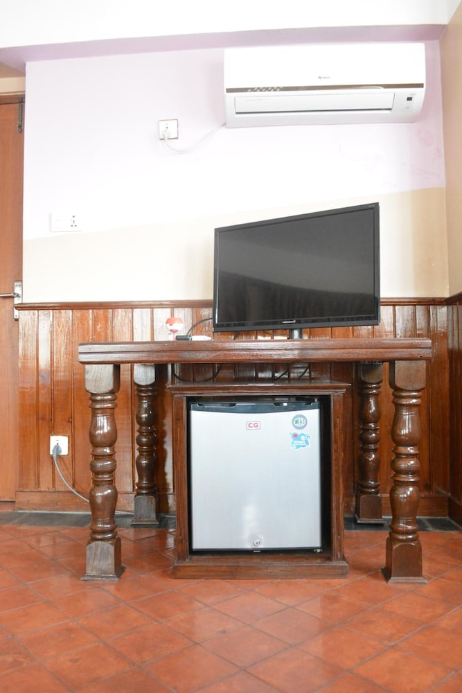 Bhaktapur Paradise Hotel 32/40