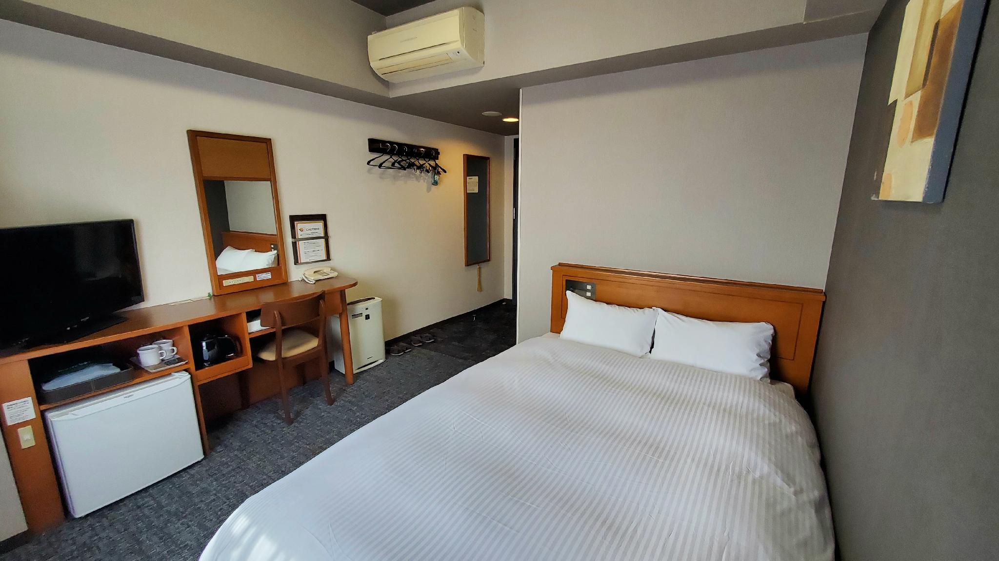 Semi Room, Standard, Semi Double Bed