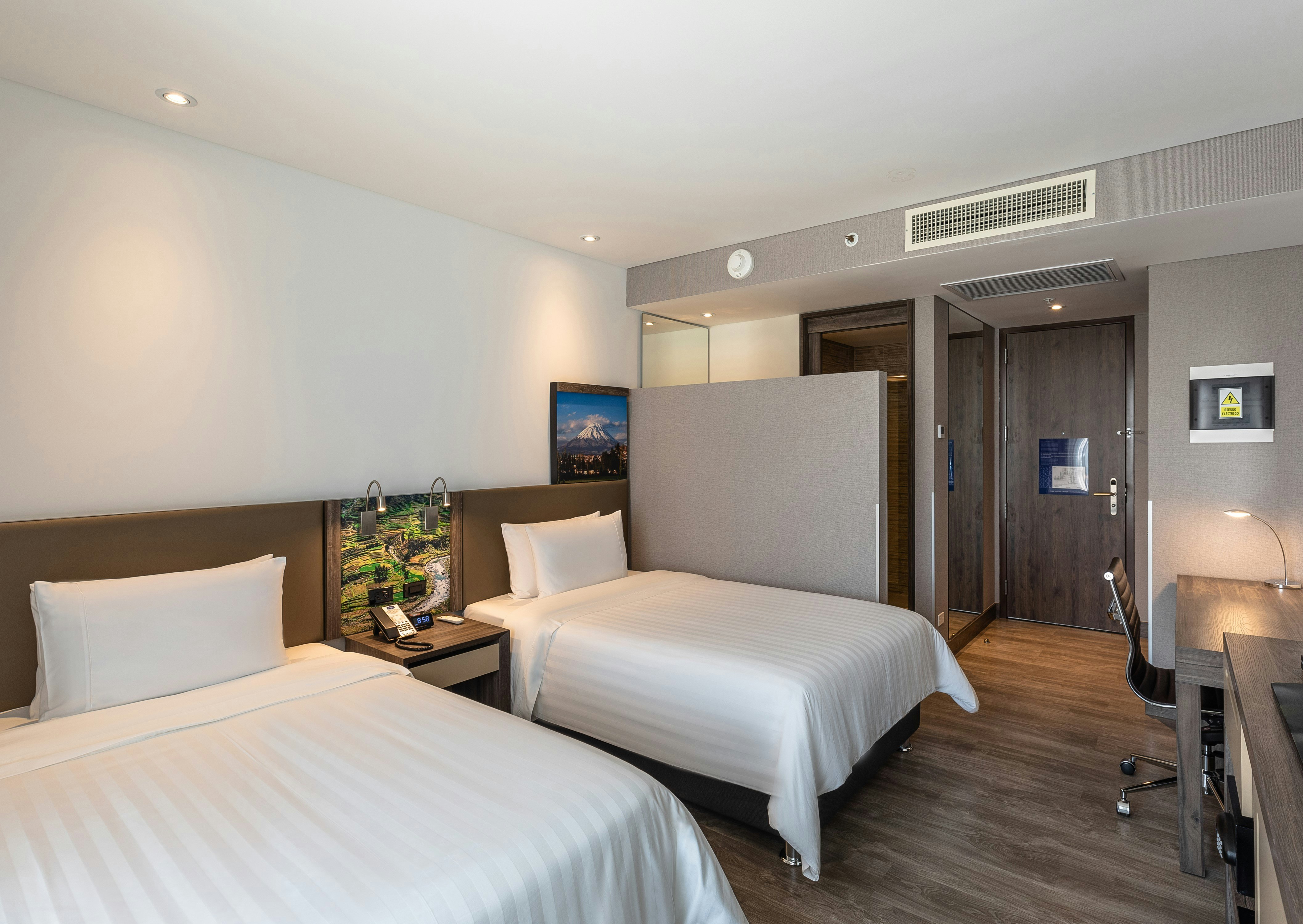 Room, Twin Beds, Scenic View