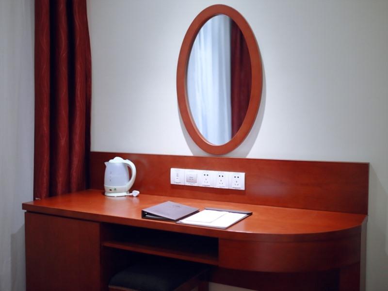 GreenTree Inn XuZhou KuangDa HuaiTa East Gate Express Hotel 8/29