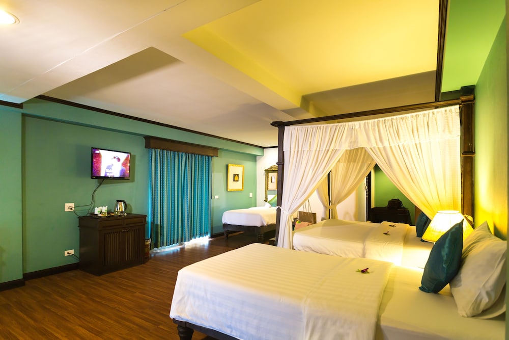 Fair House Beach Resort & Hotel 16/77