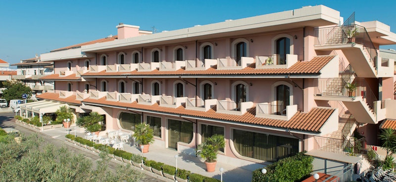 Villa Elena 2/21