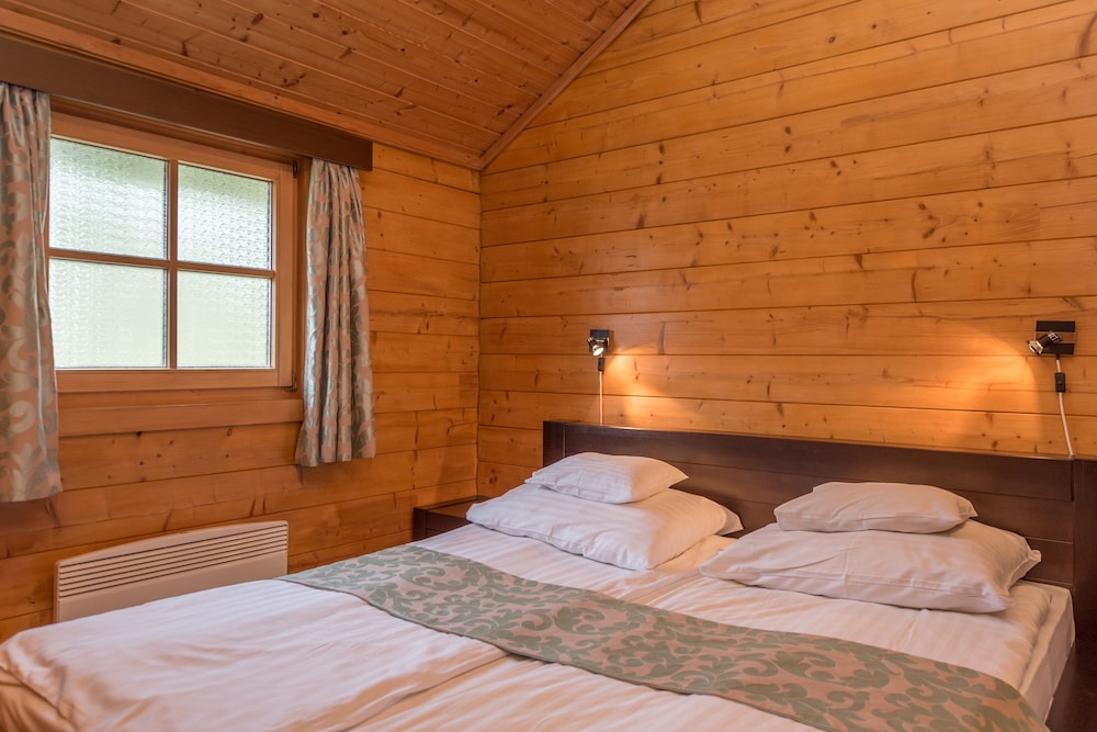 Petnehazy Aparthotel 11/60