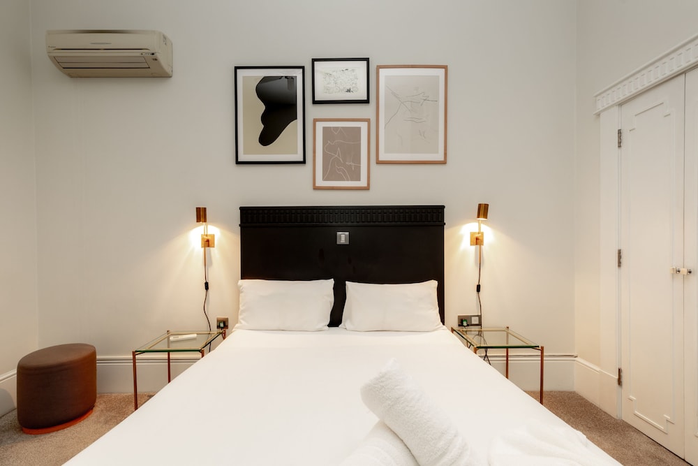 Kensington Gardens Hotel, Sonder by Marriott Bonvoy 30/50