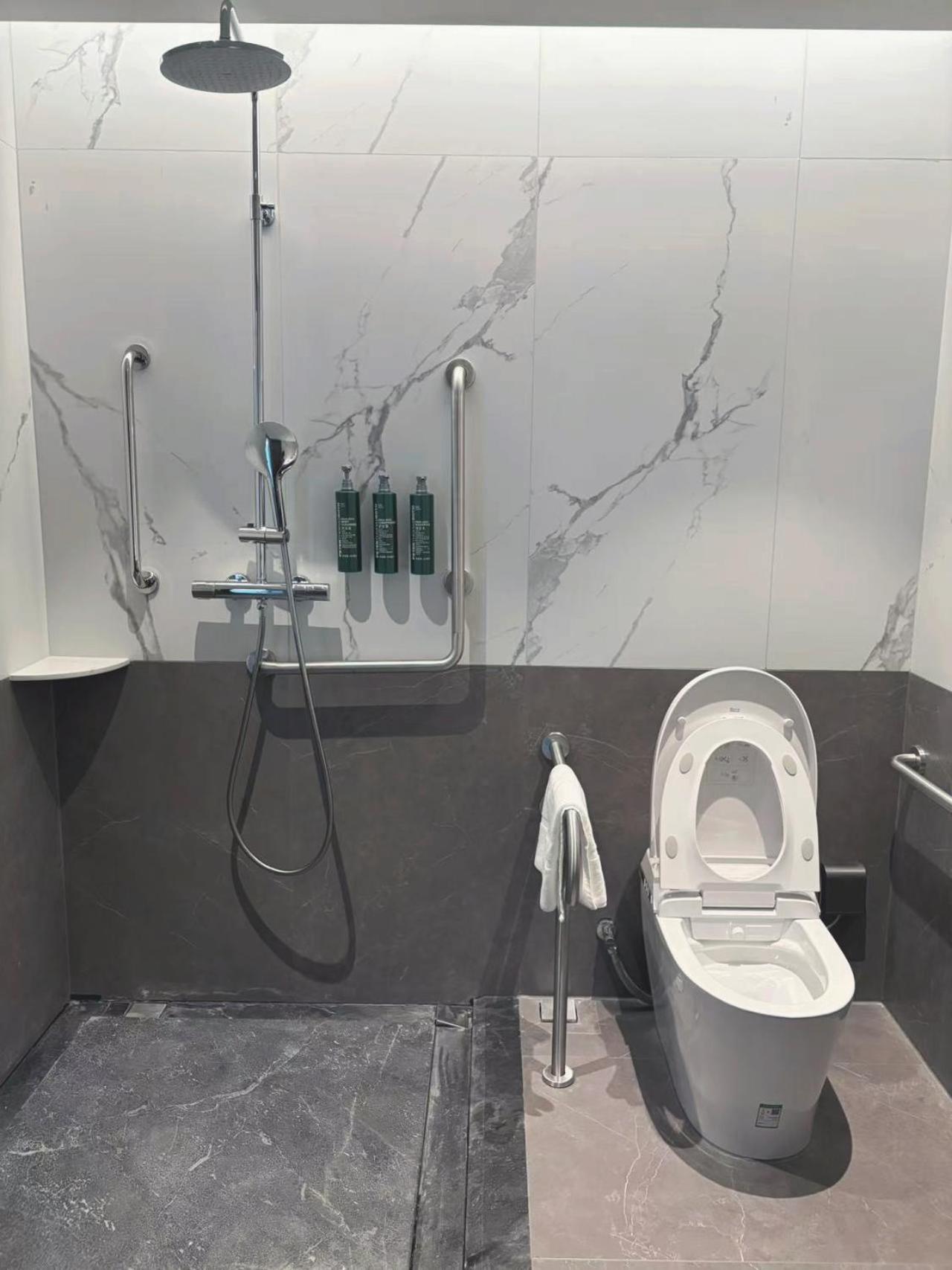 Hilton Garden Inn Foshan Tanzhou ICEC 45/50