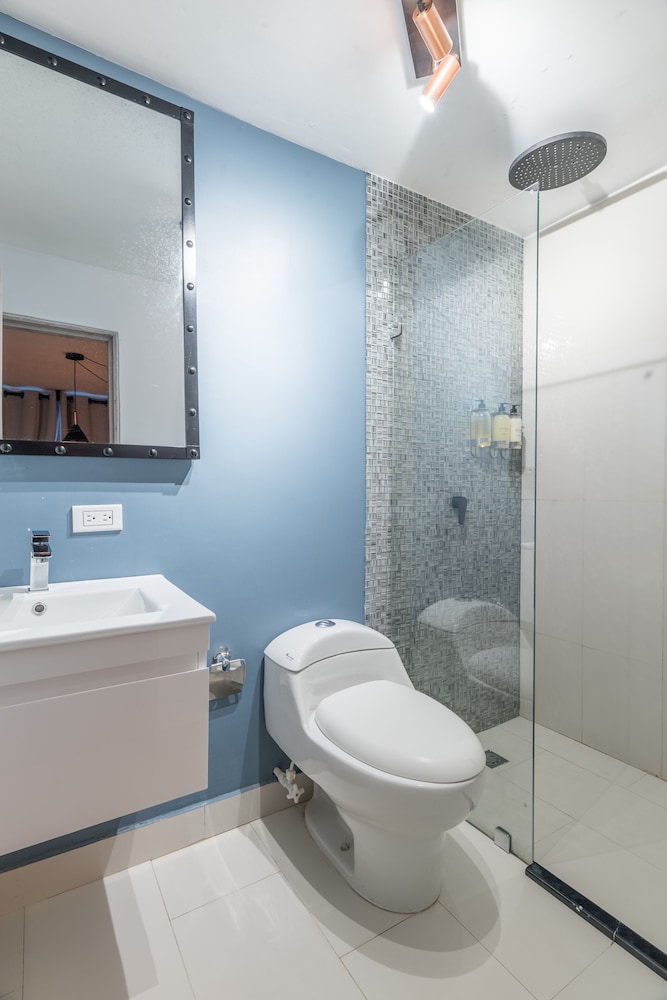 Viktory Boutique Hotel 42/44