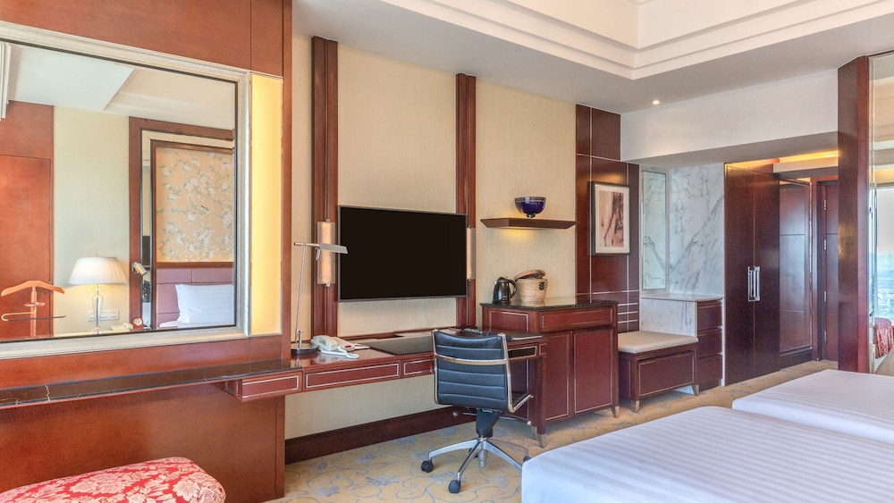 Shangri La Guangzhou 49/66