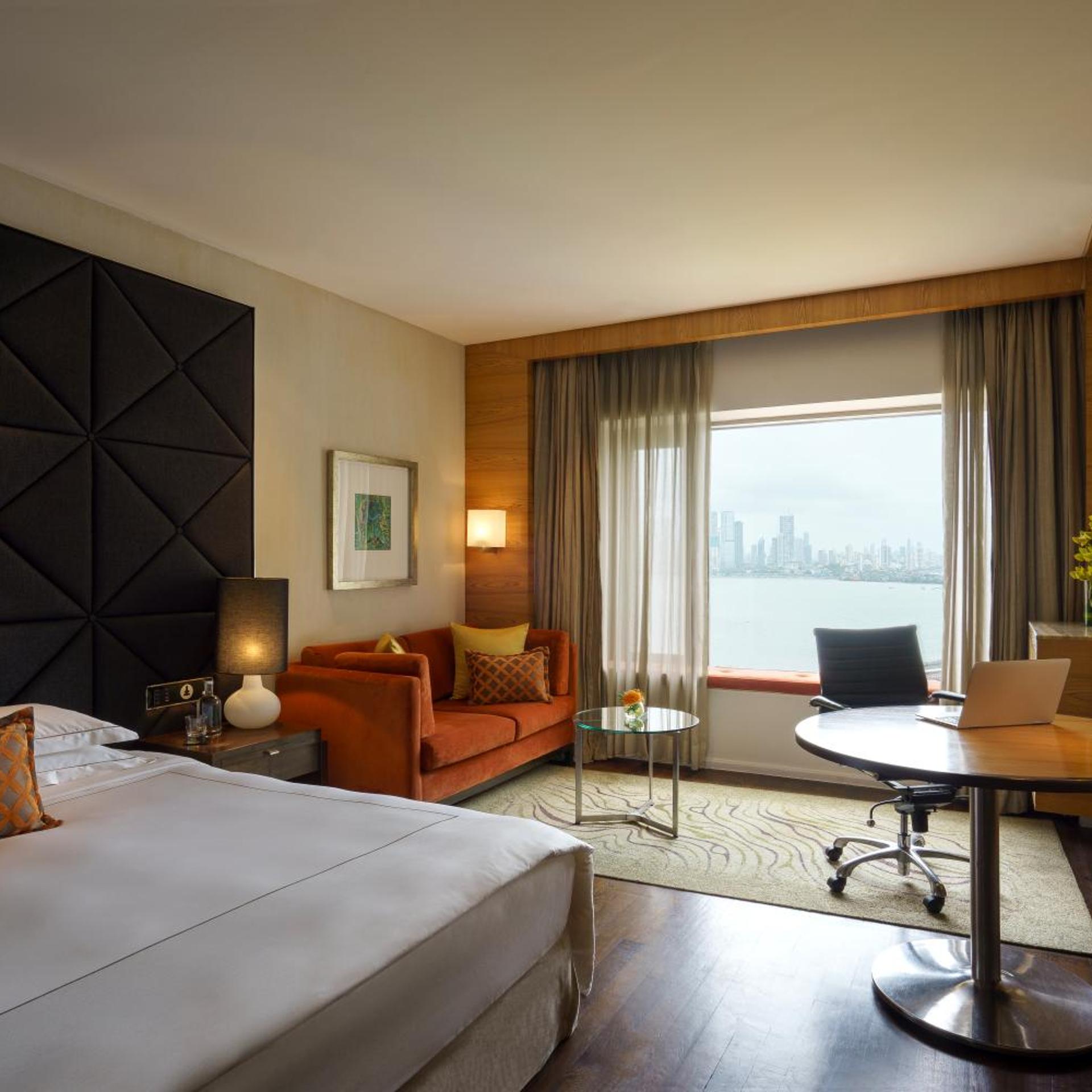 Taj Club, King Bed, Butler, Club Lounge Access