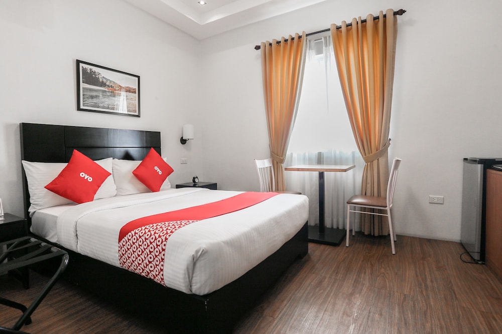 Capital O 642 The Junction Tagaytay 13/29