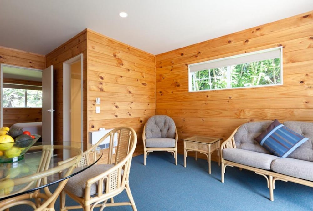Pauanui Pines Motor Lodge 11/21