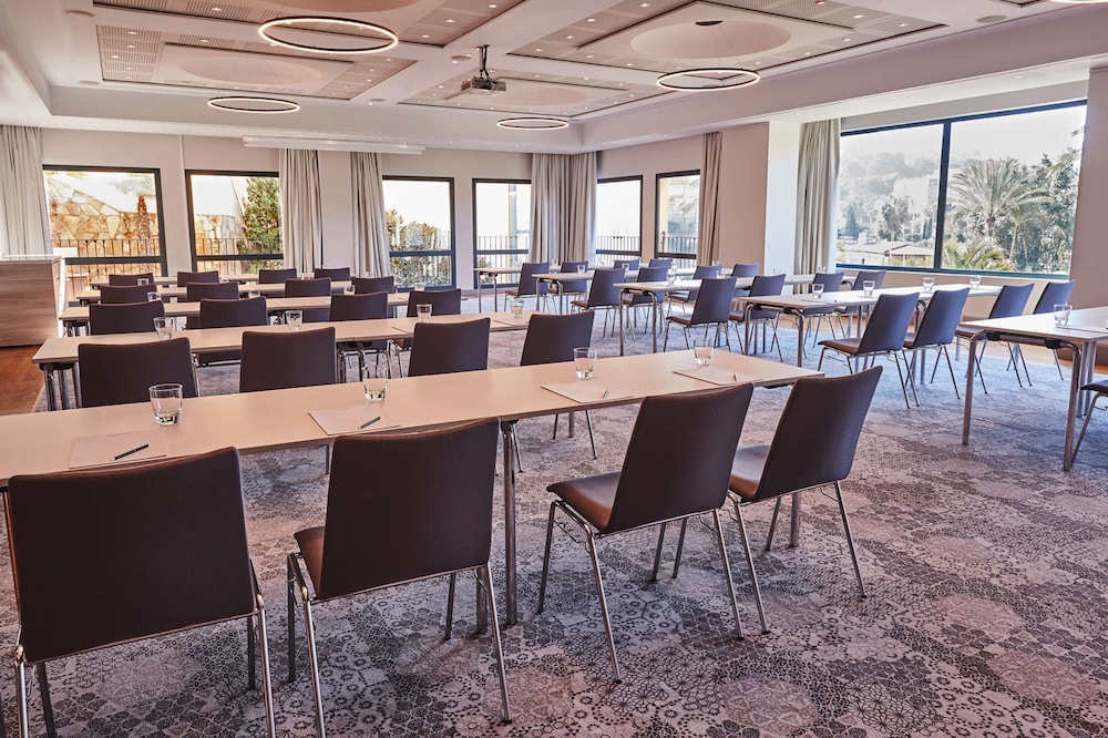 THE CAMP DE MAR Hotel & Resort 38/50