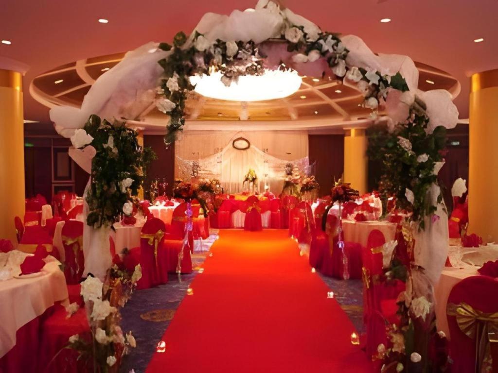 Jinling Tianming Grand Hotel 37/43