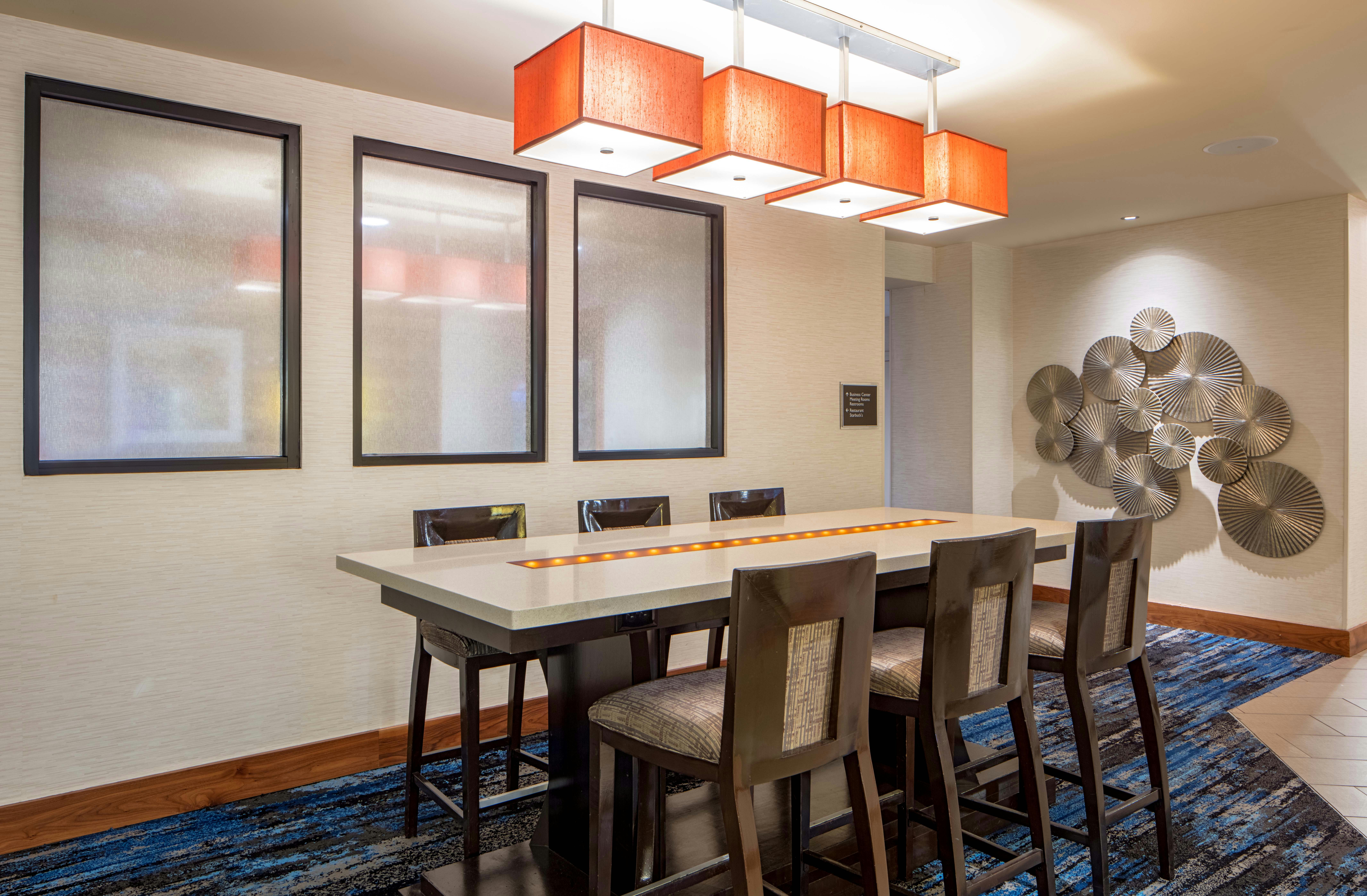 DoubleTree Suites by Hilton Minneapolis Downtown 34/50