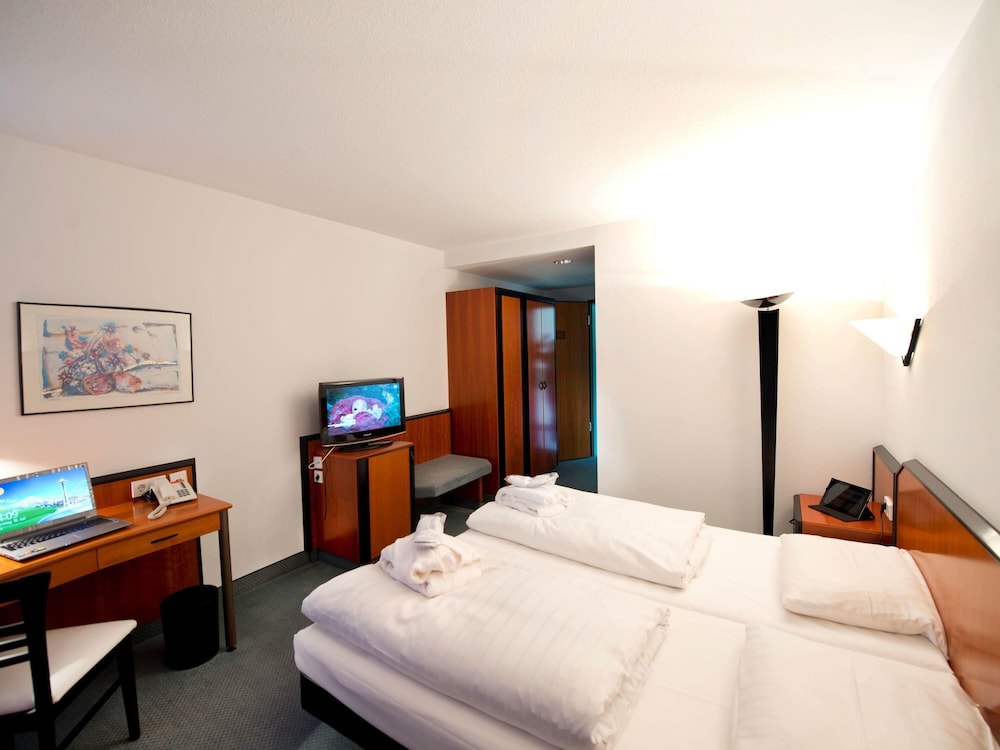 Fora Hotel 25/72
