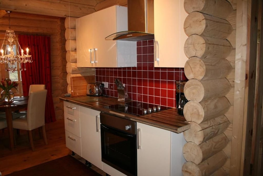 Bcc Loch Ness Log Cabins 44/46