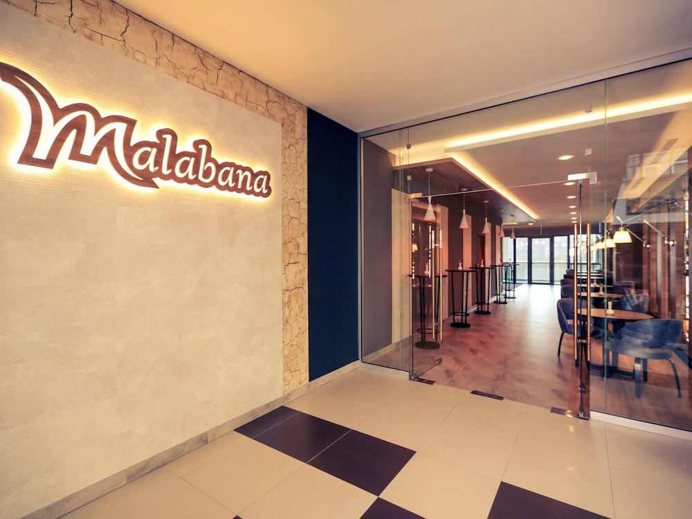 Mercure Tetovo 7/72
