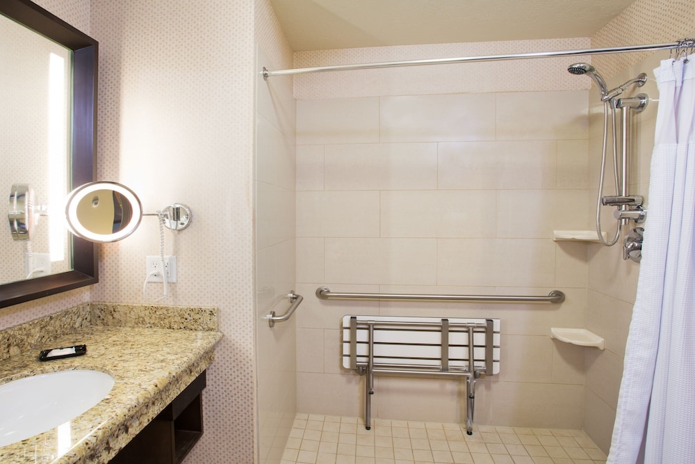 Crowne Plaza Anchorage-Midtown 27/78