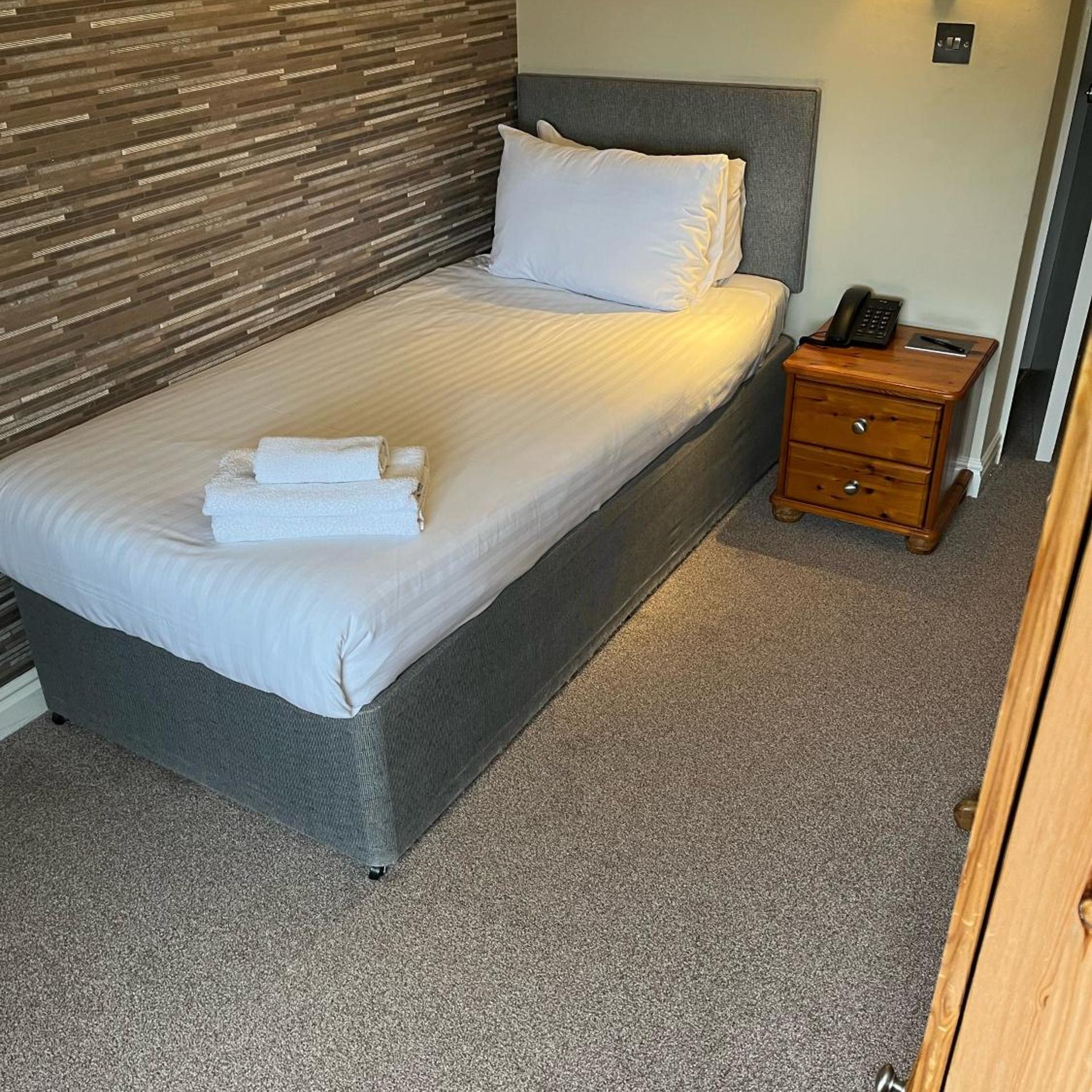 Room, Single