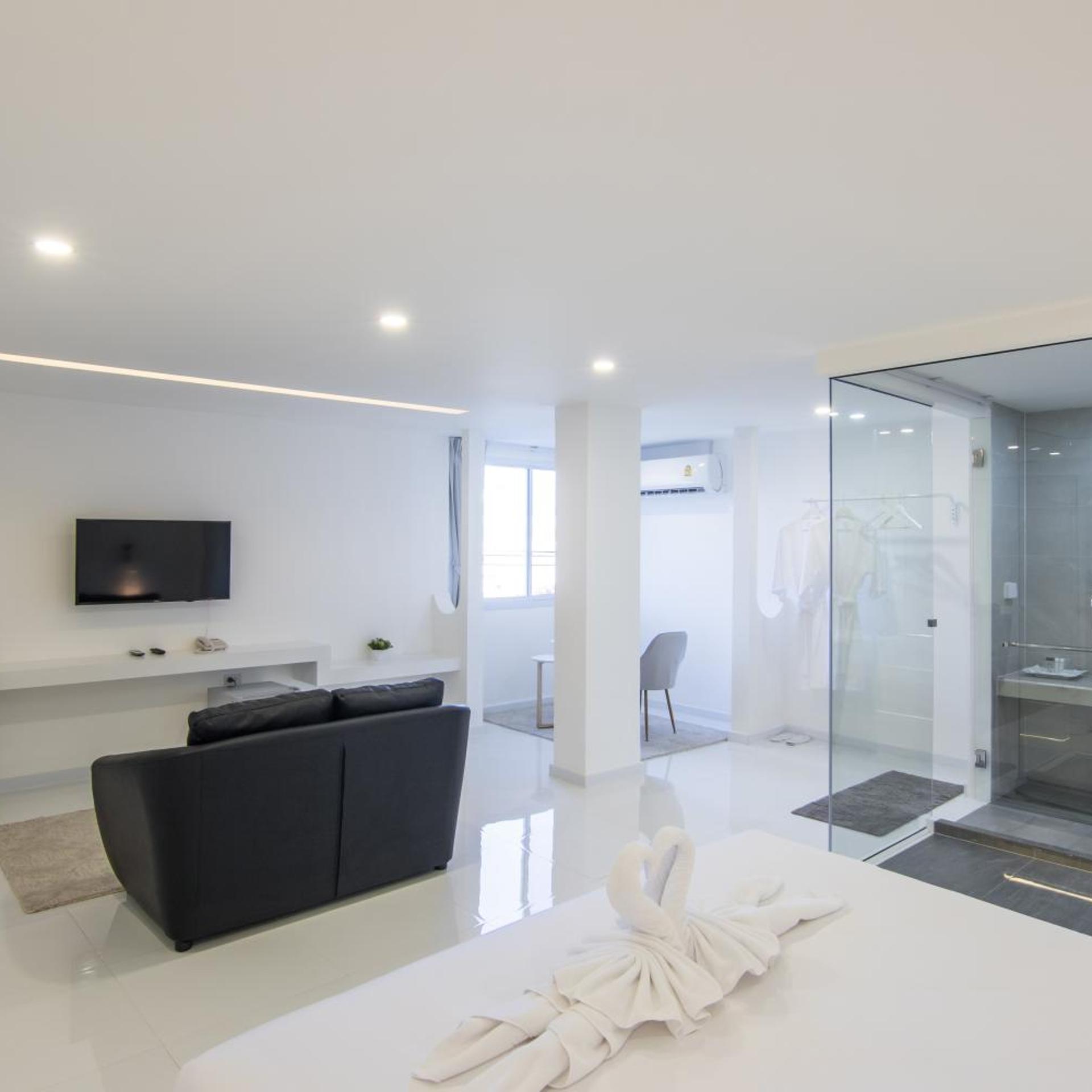 The White Hotel By Charoensri 35/47