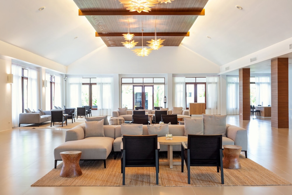 Sunwing Kamala Beach 48/56
