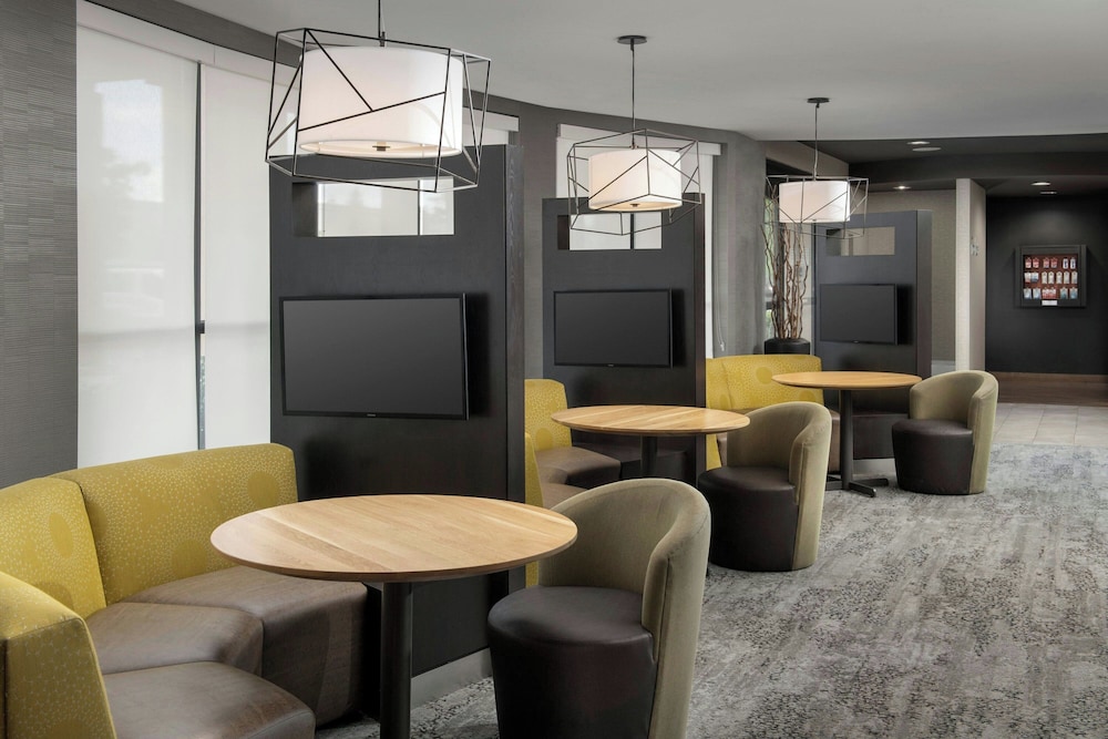 Courtyard By Marriott Chico 40/66