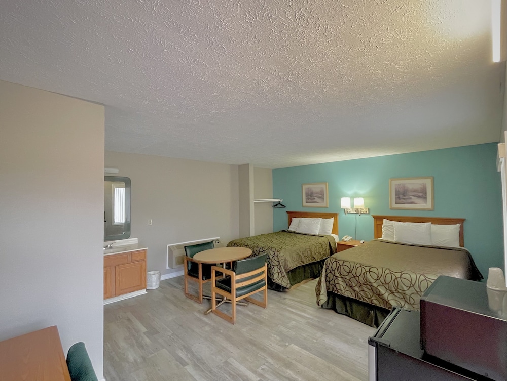 Overton Motel Livingston 9/20