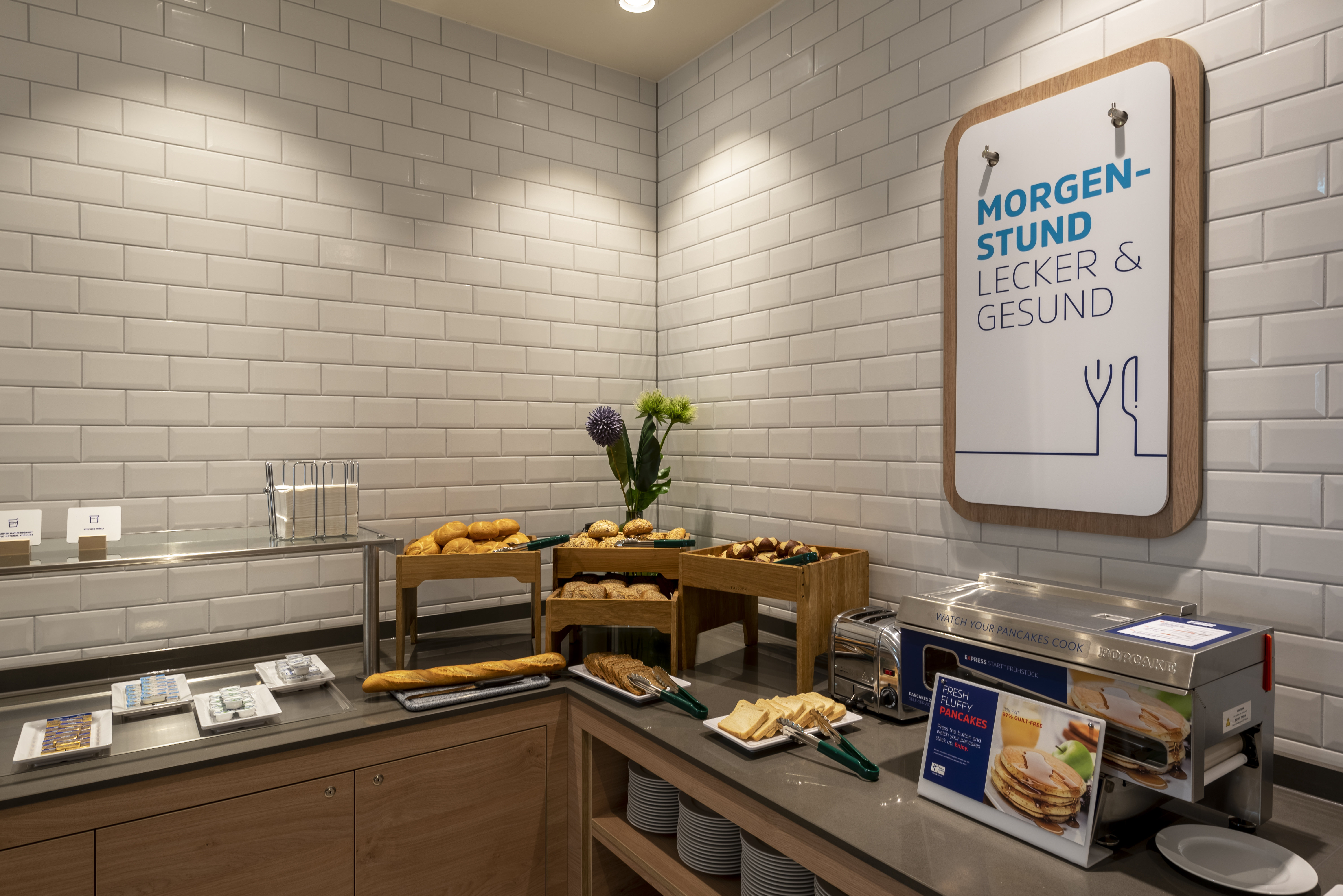 Holiday Inn Express Munich North, an IHG Hotel 44/71